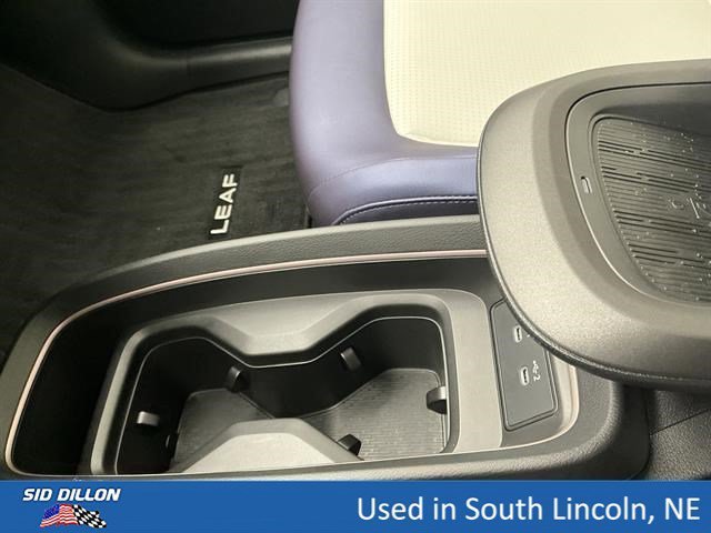 Used 2026 Seabreeze Blue Pearl/Black Nissan PLATINUM+ image 13