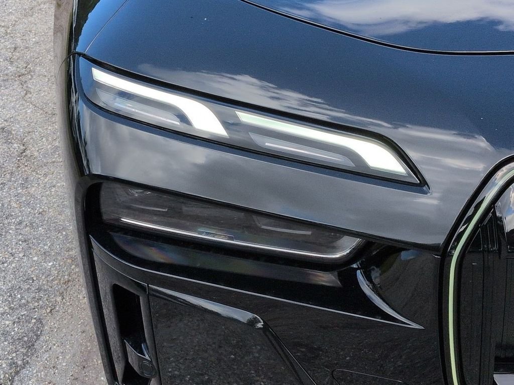 New 2026 Black Sapphire Metallic BMW 740i xDrive image 10