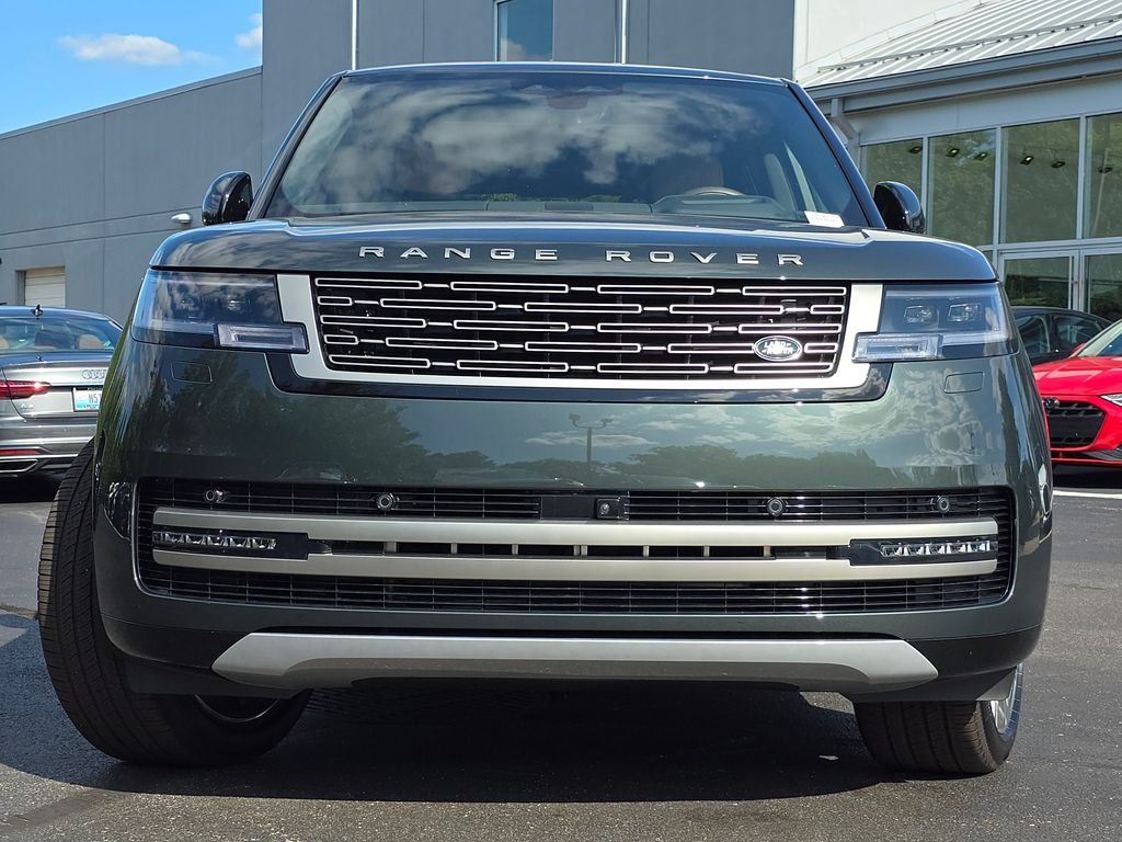 New 2026  Land Rover SE image 3