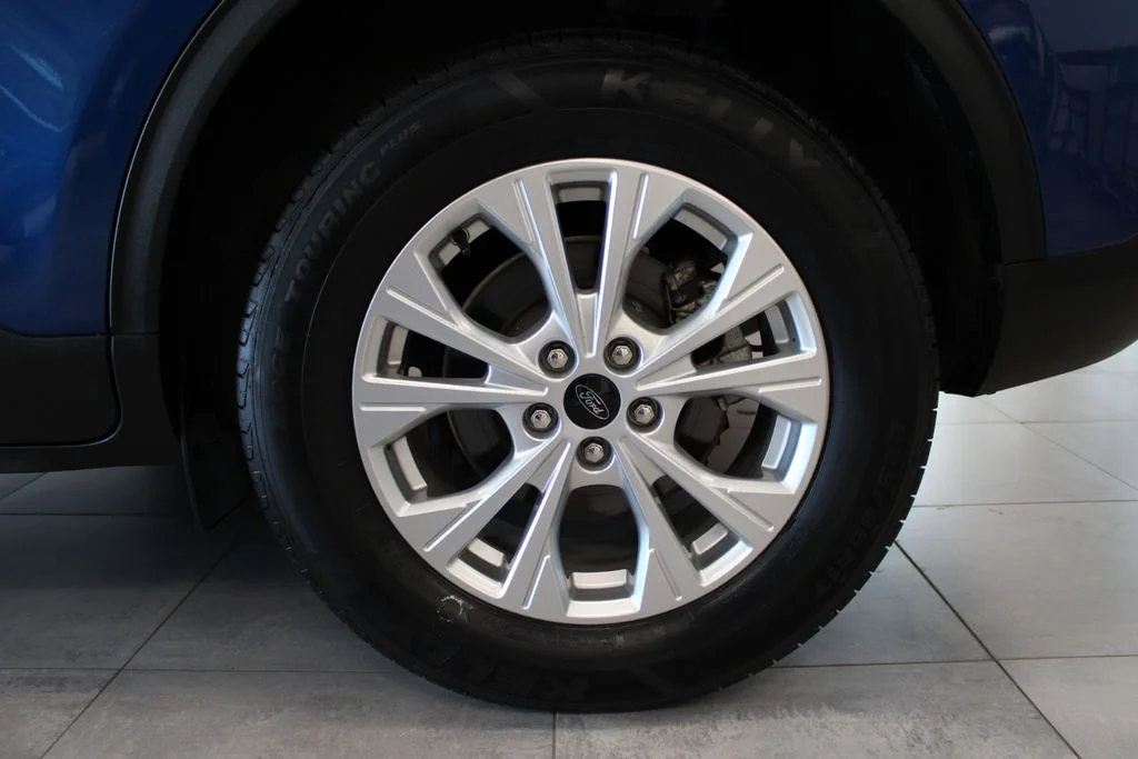 Certified Used 2023 Atlas Blue Metallic Ford Active image 9