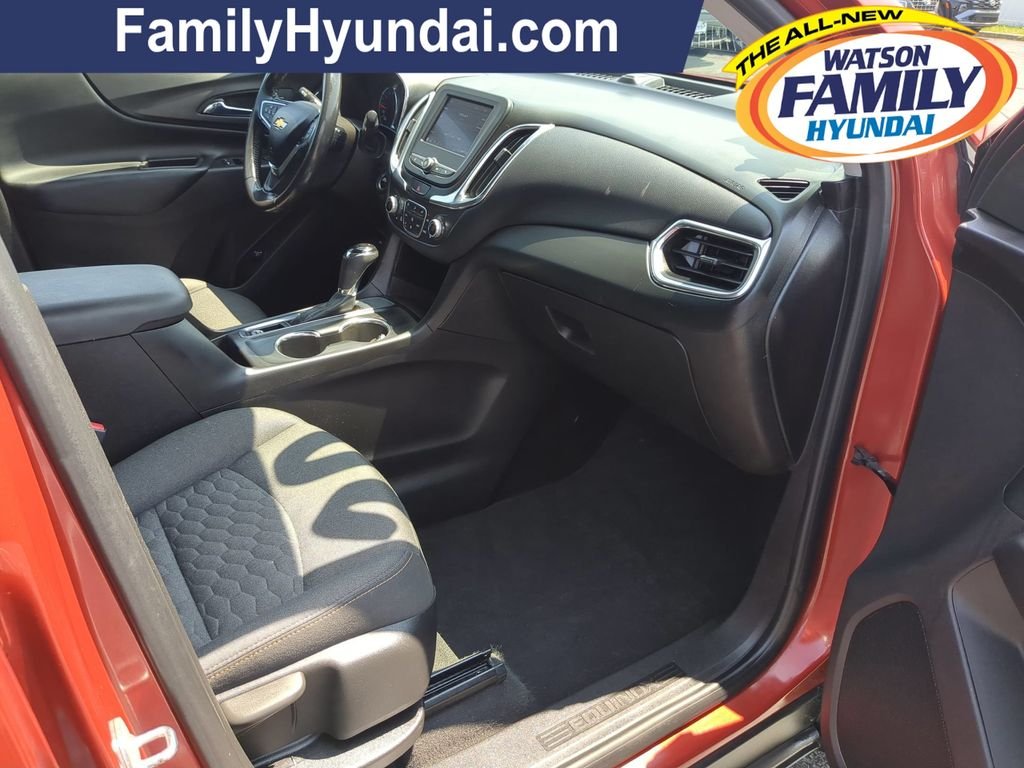 Used 2020 Red Chevrolet LT image 29