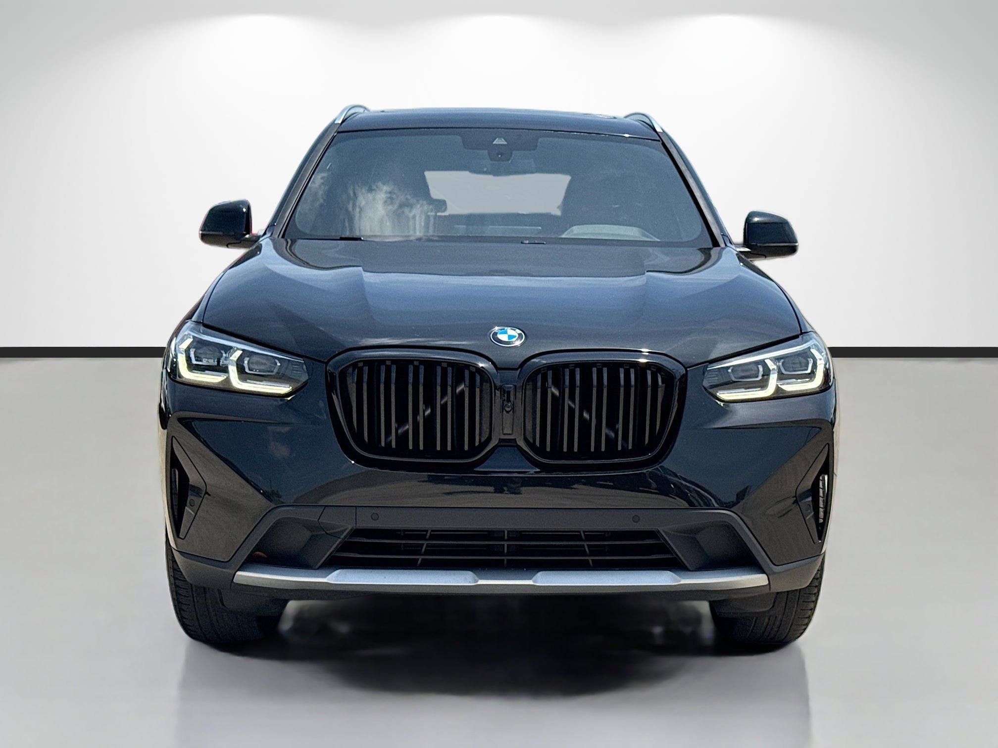 Used 2022 Black Sapphire Metallic BMW xDrive30i image 8
