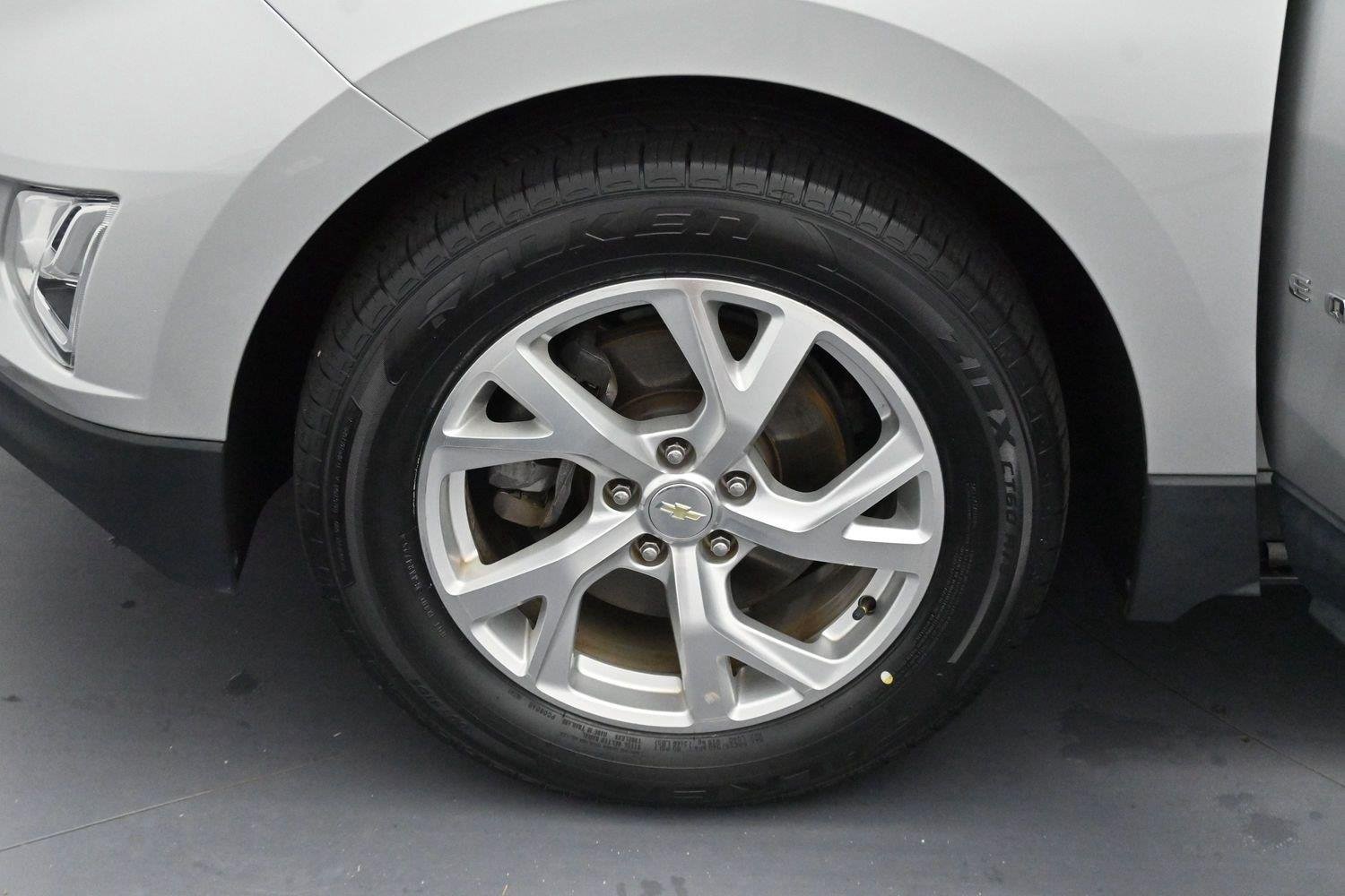 Used 2018 Silver Ice Metallic Chevrolet LT image 31