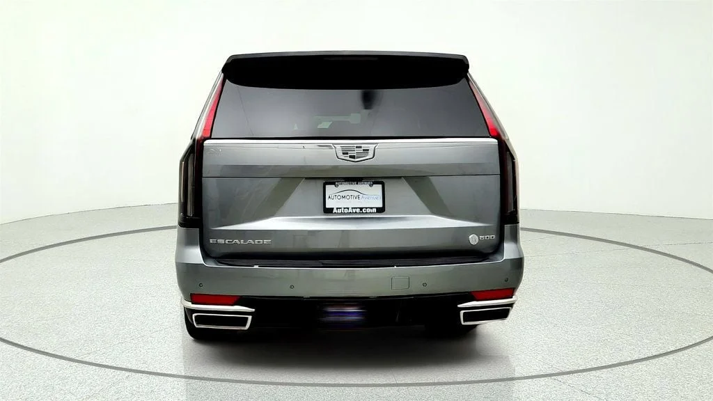 Used 2023 Argent Silver Metallic Cadillac 4WD 4dr Premium Luxury Platinum w/ Radiant Pkg & Super Cruise image 6