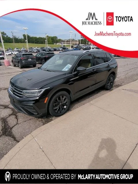 Used 2022  Volkswagen 2.0T SE image 1