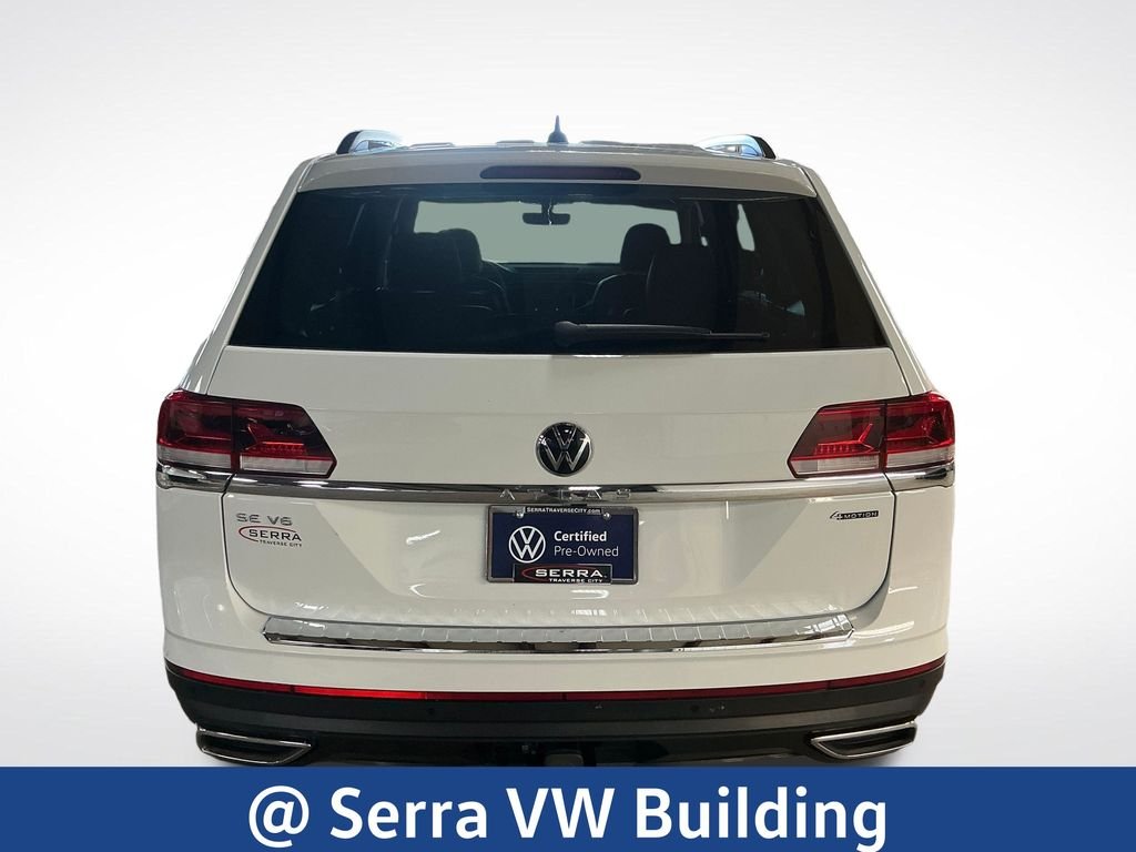 Used 2023 Pure White Volkswagen 3.6L V6 SE w/Technology image 4