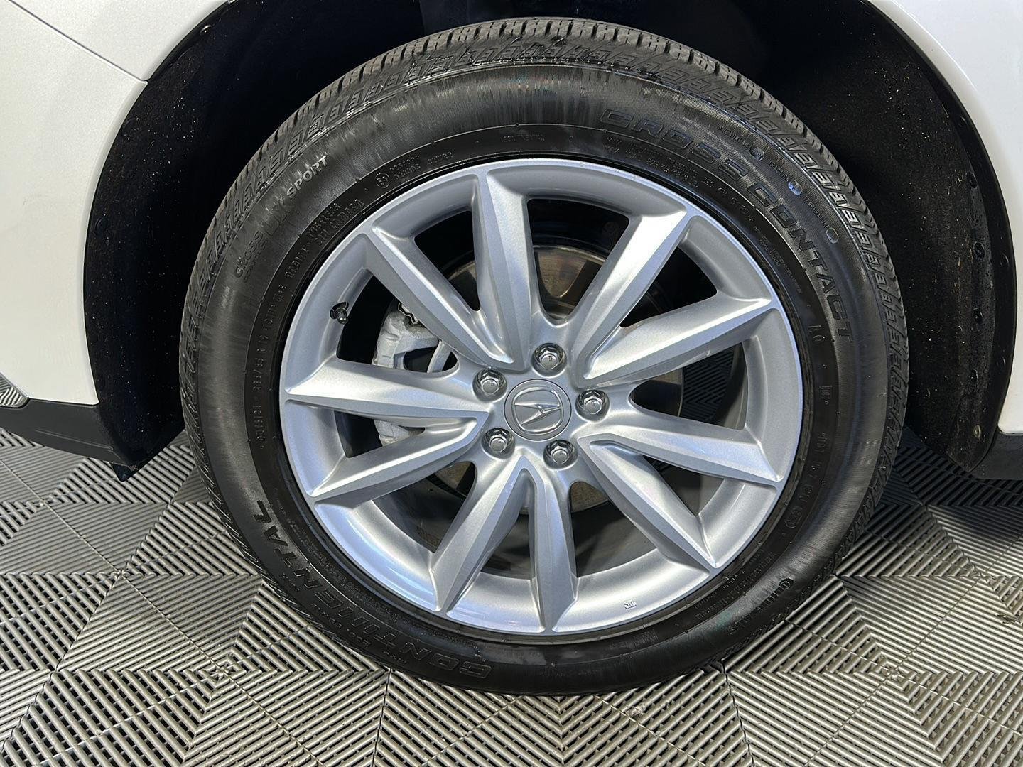 Used 2023 Platinum White Pearl Acura SH-AWD image 5