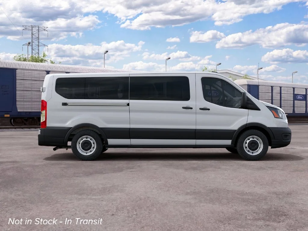 New 2027 Oxford White Ford XL image 5