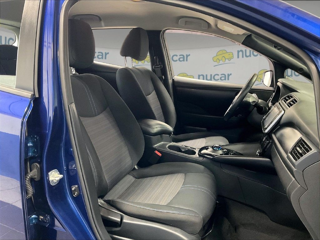 Used 2025 Blue Nissan SV Plus image 11