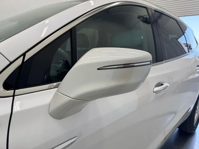 Used 2021 White Frost Tricoat Buick Essence image 36