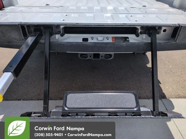 New 2026 White Metallic Ford Lariat image 30