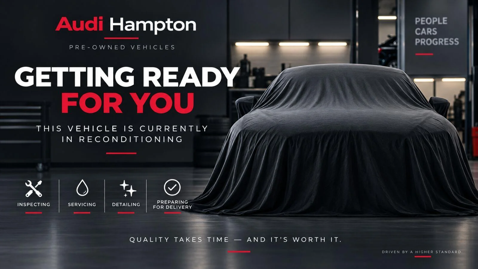 Used 2020 Midnight Black Metallic Toyota Hybrid XLE image 1