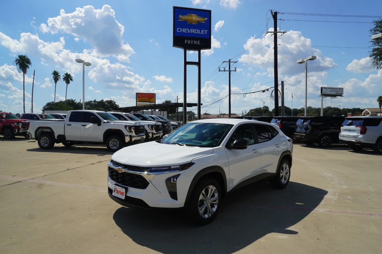 2026 Chevrolet Trax LS