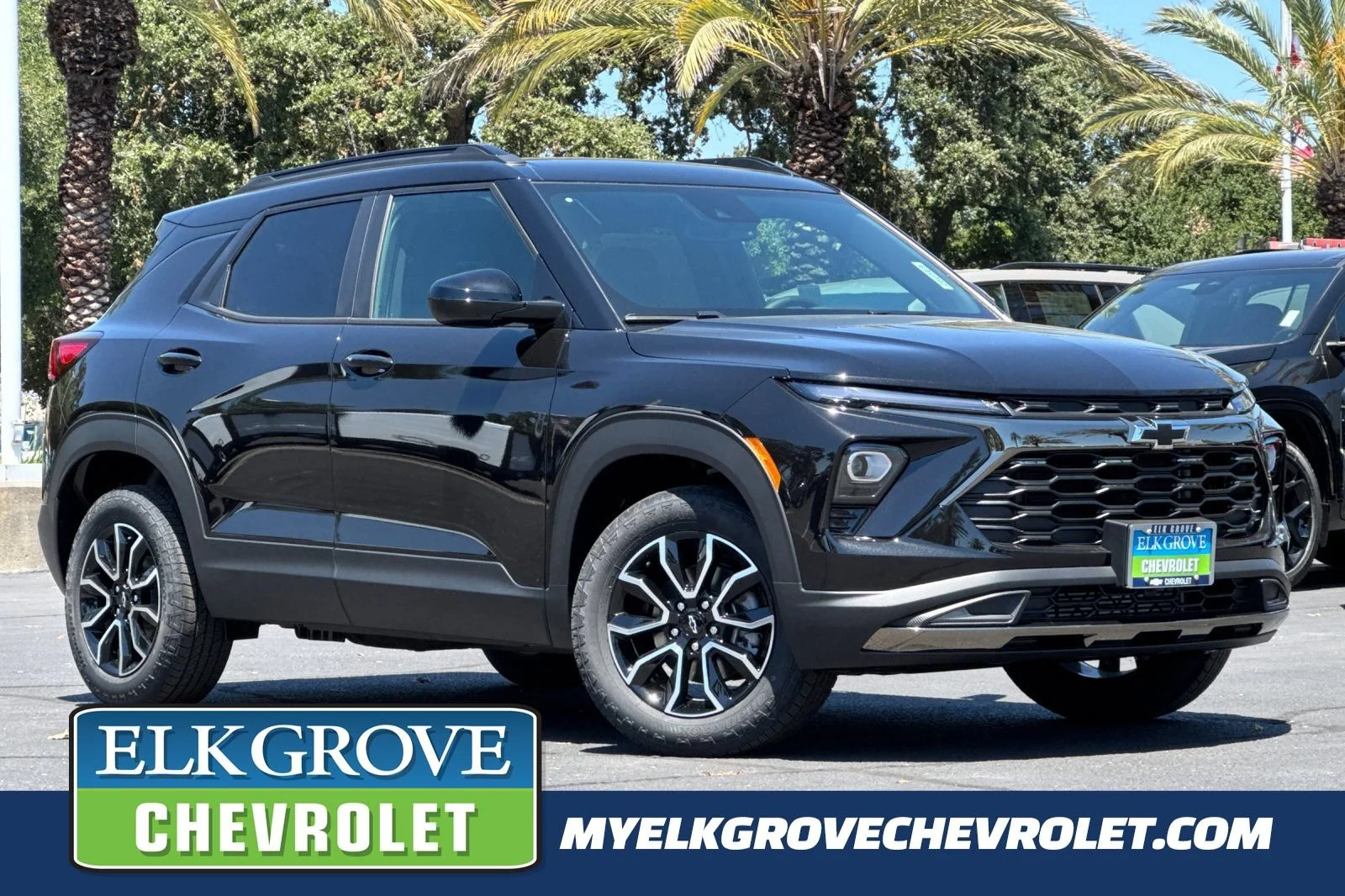 New 2026 Mosaic Black Metallic Chevrolet ACTIV image 1