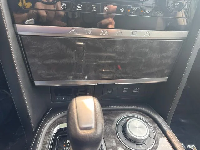 Used 2024 Red Pearl Nissan Platinum image 33