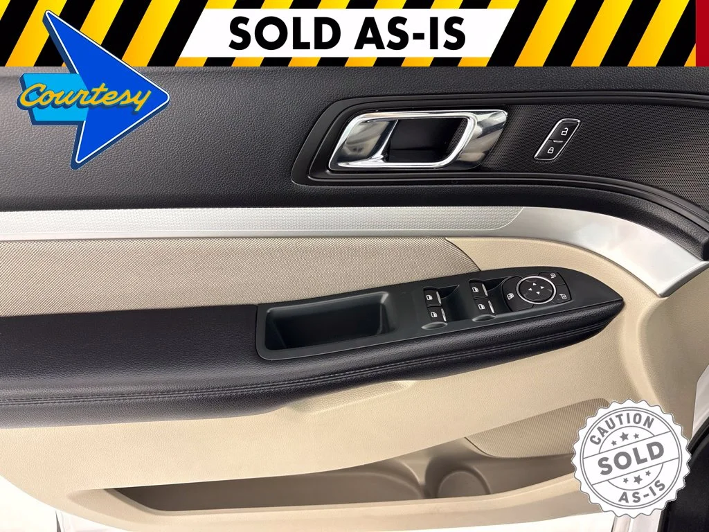 Used 2018 White Ford Base image 24