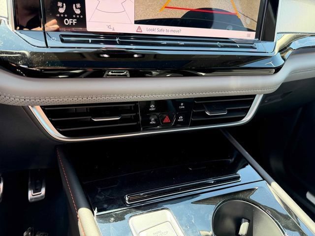 New 2026 Deep Black Volkswagen 2.0T Peak Edition image 23