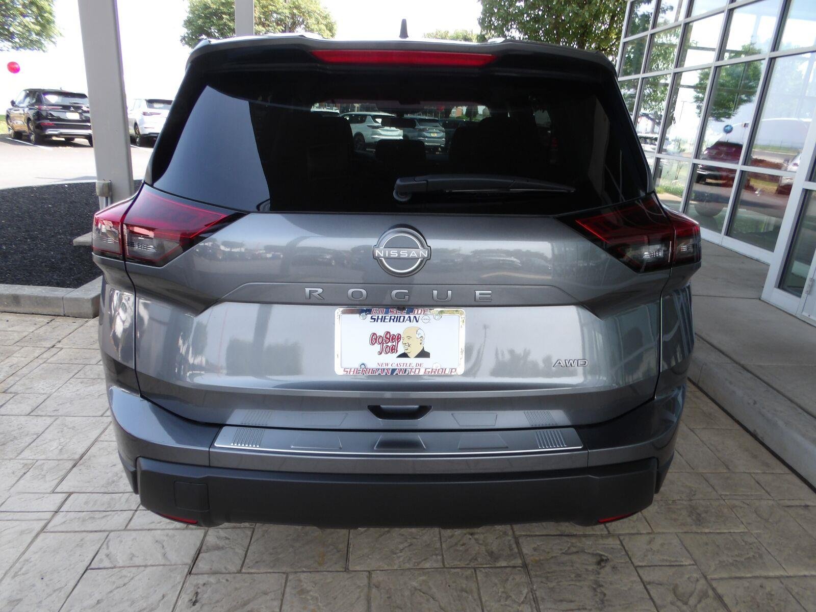 New 2026 Gun Metallic Nissan SV image 6