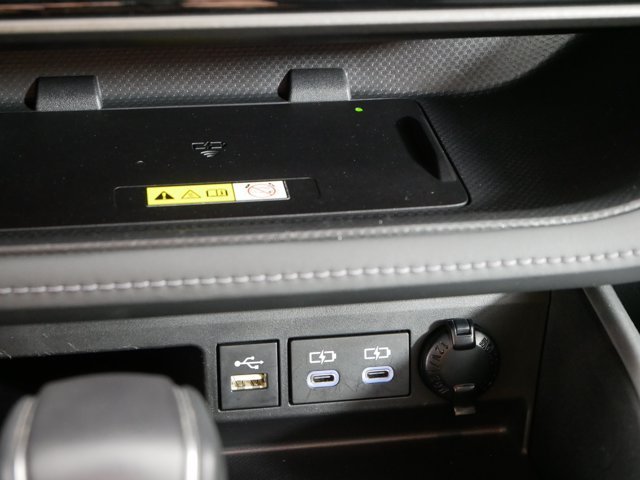 Used 2023 Wind Chill Pearl Toyota XLE image 30