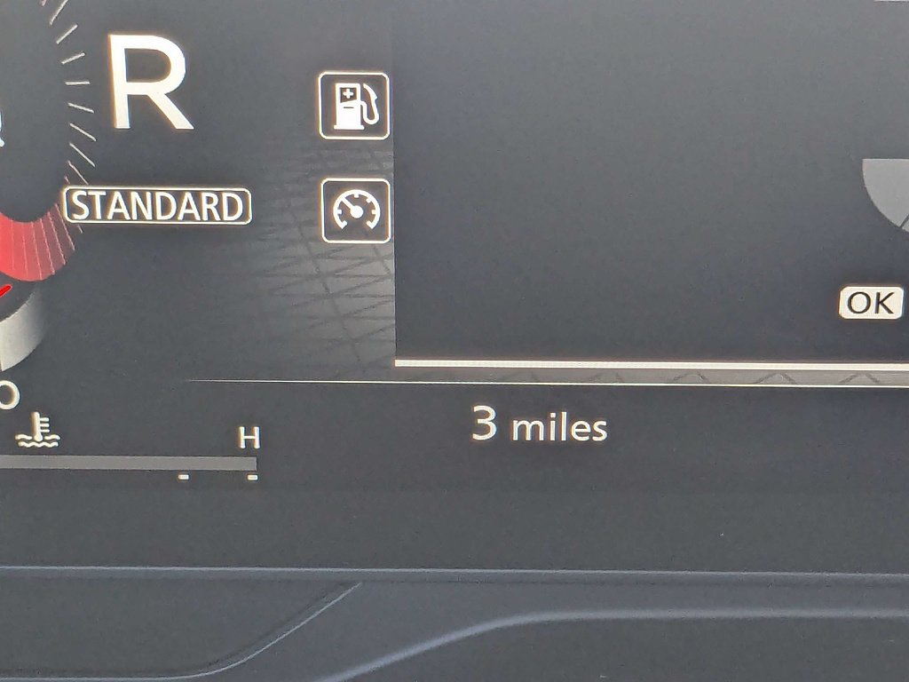 New 2026 Boulder Gray Pearl / Super Black Two-tone Nissan Platinum image 32