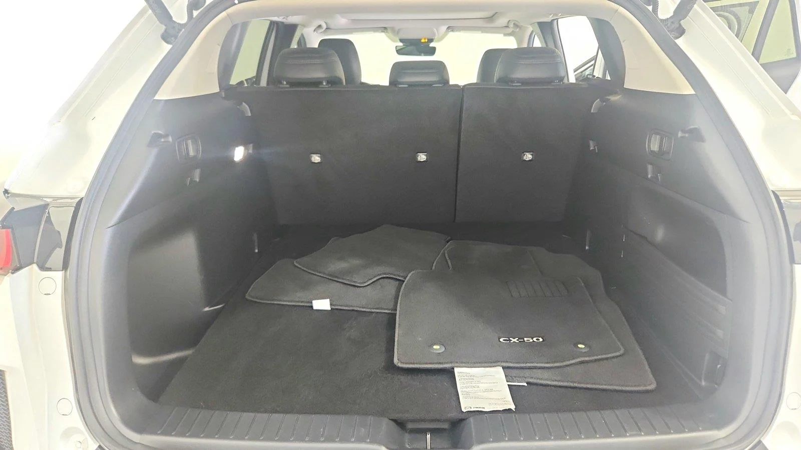 Used 2025 Wind Chill Pearl Mazda Premium Package image 37