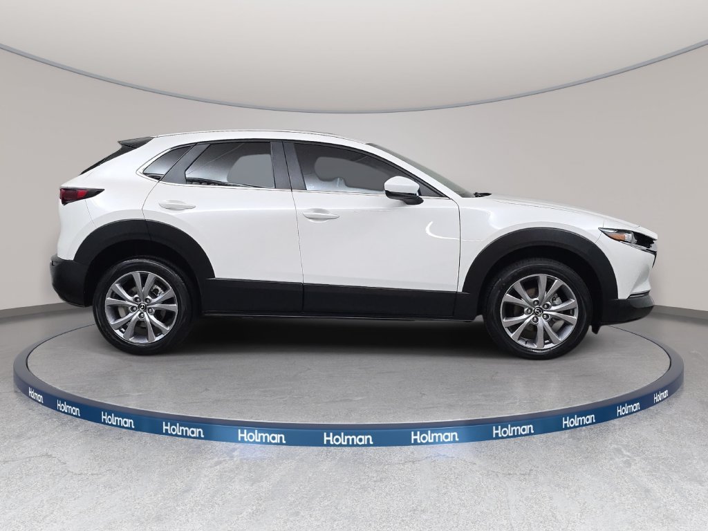 Used 2021 Snowflake White Pearl Mica Mazda Preferred image 5