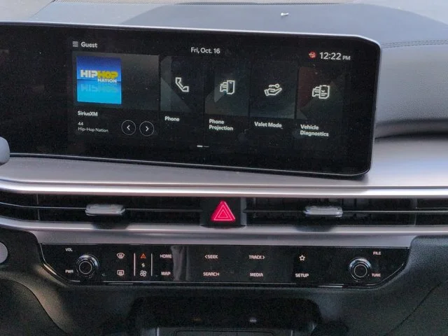 New 2026 Glacial White Pearl Kia LX image 18