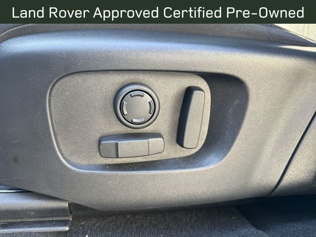 Certified Used 2025 Seoul Prl Silver Land Rover S image 12
