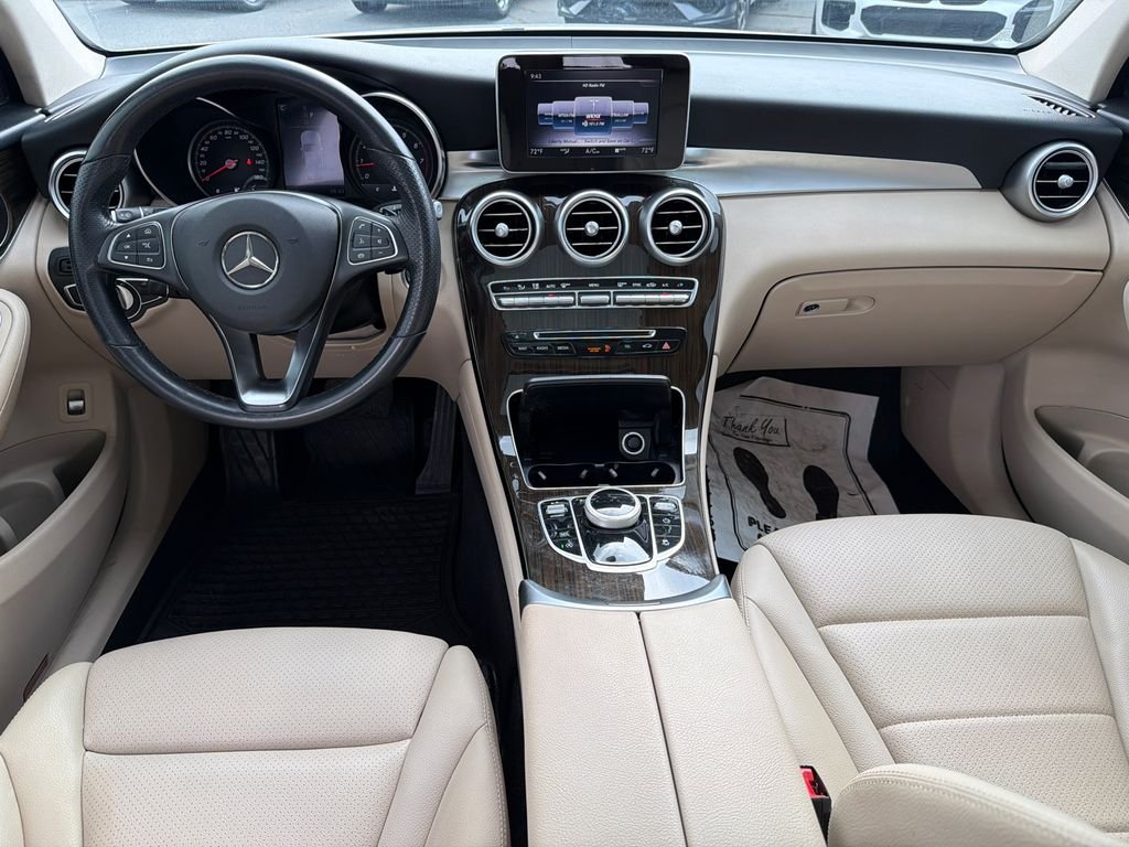 Used 2019  Mercedes-Benz GLC 300 image 23