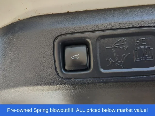 Used 2022 White Ford Platinum image 44