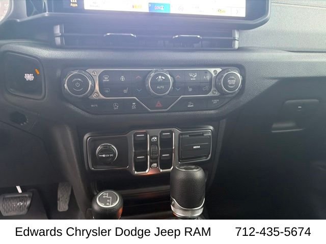 New 2026 Anvil Clearcoat Jeep Sport S image 18