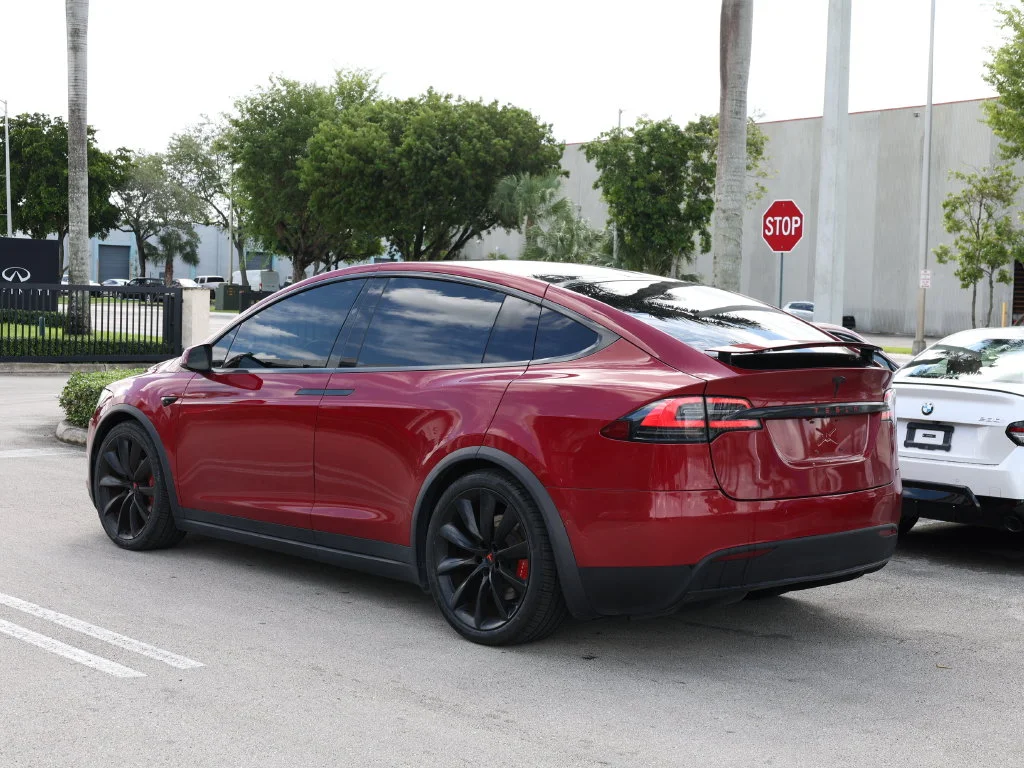Used 2019 Red Tesla  image 5