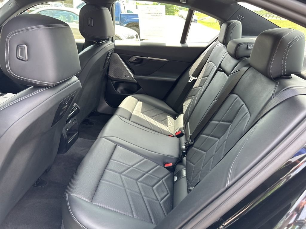 Used 2026 Black Sapphire Metallic BMW 530i xDrive image 25