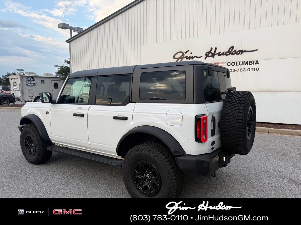 Used 2022 White Ford Wildtrak image 3