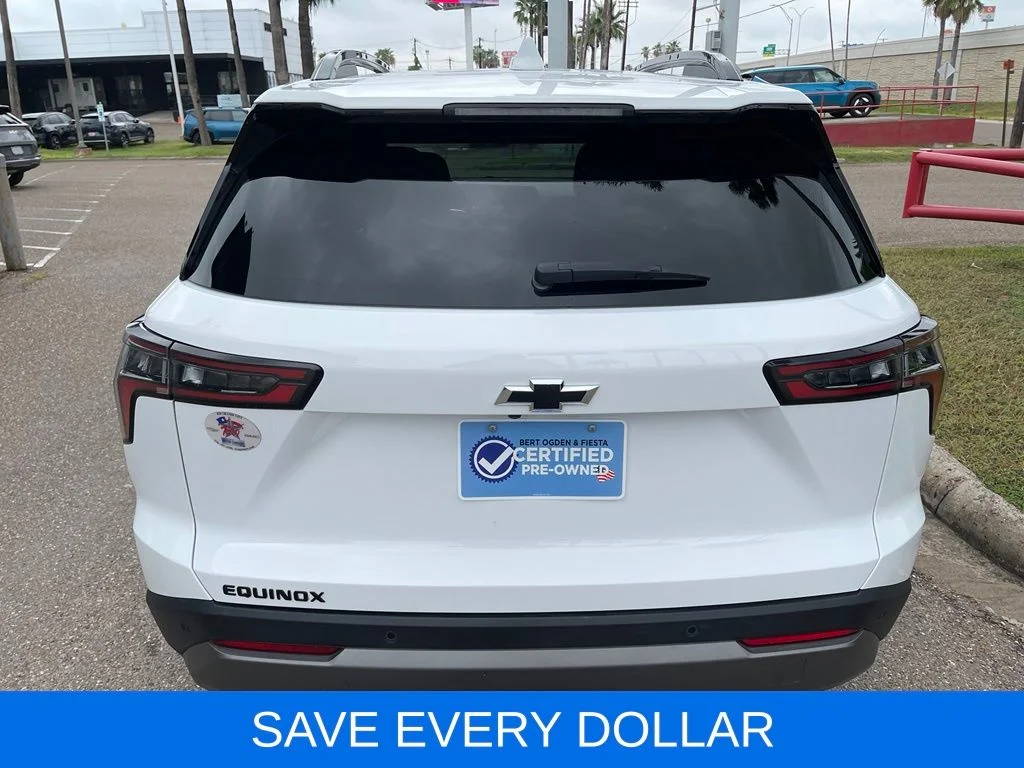 Used 2025 White Chevrolet LT image 5