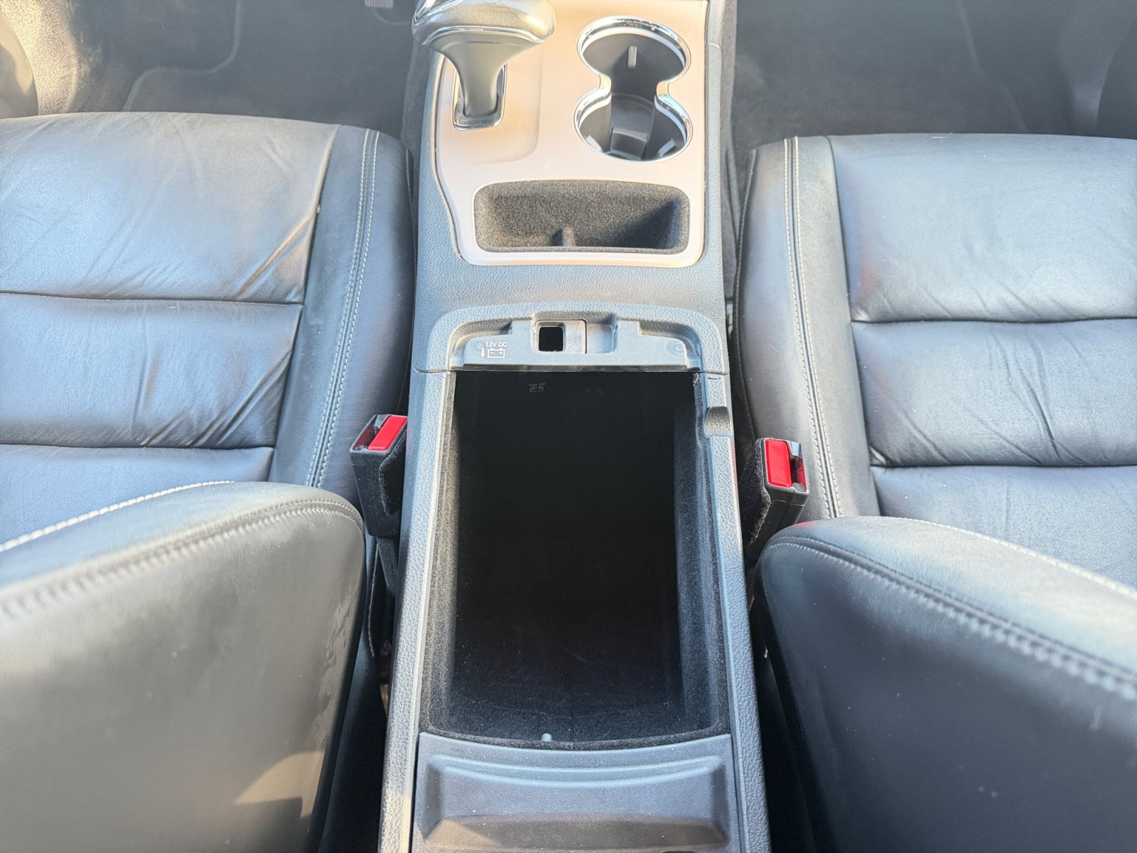 Used 2015 Bright White Clearcoat Jeep Limited image 20