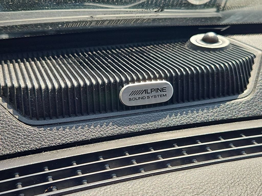Used 2016 Crystal Metallic Ram Laramie image 30