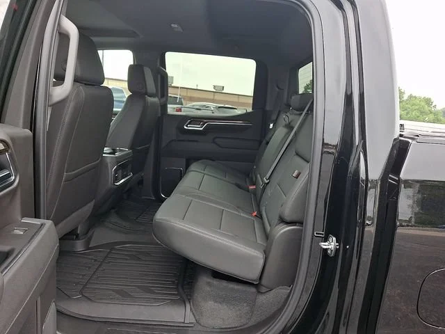 New 2026 Onyx Black GMC Elevation image 7