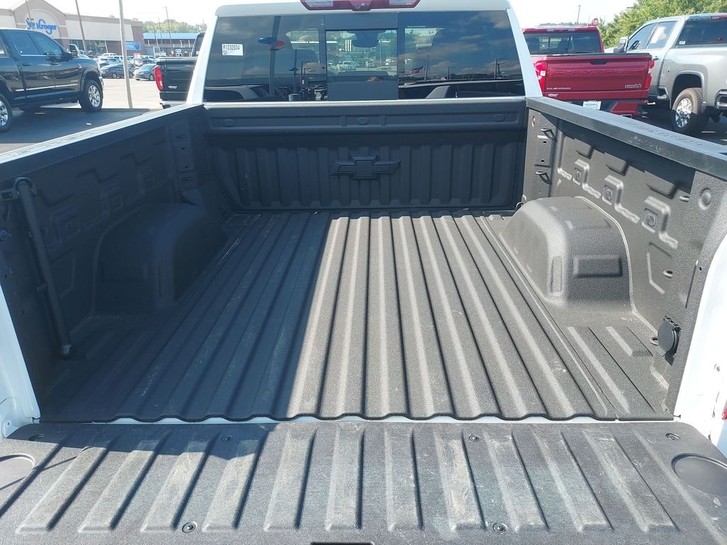 Used 2024 White Chevrolet LTZ image 9