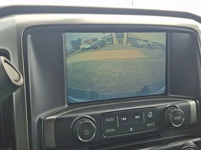 Used 2018 Black Chevrolet LT image 17