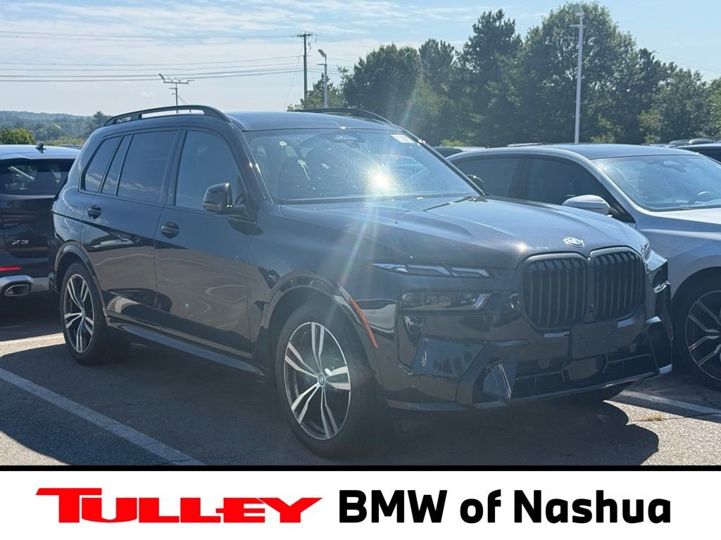 Used 2025 Black Sapphire Metallic BMW xDrive40i image 1