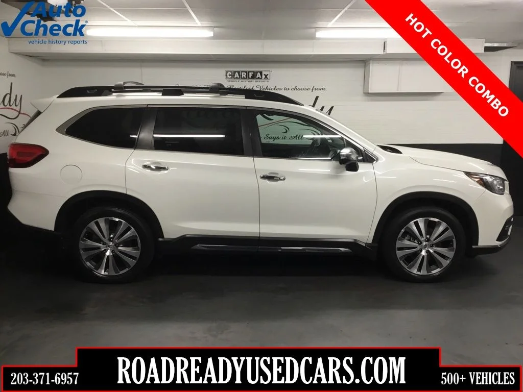 2019 Subaru Ascent Touring's photo