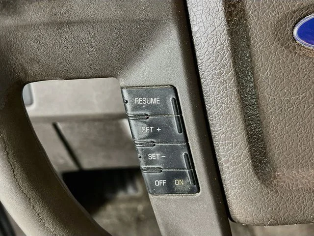2010 Ford F-150 XLT - Photo 13