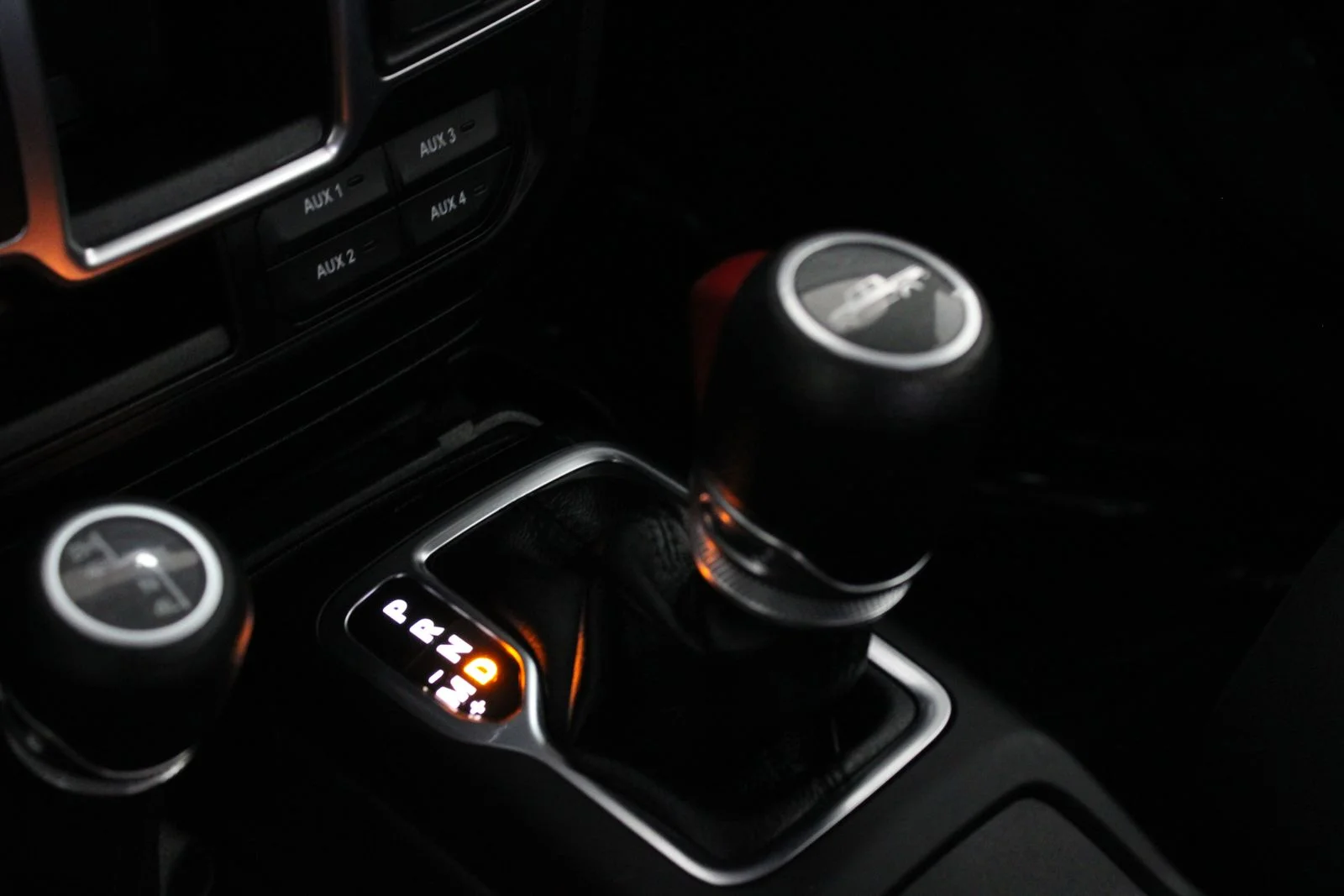 Used 2023 Gray Jeep Sport image 28