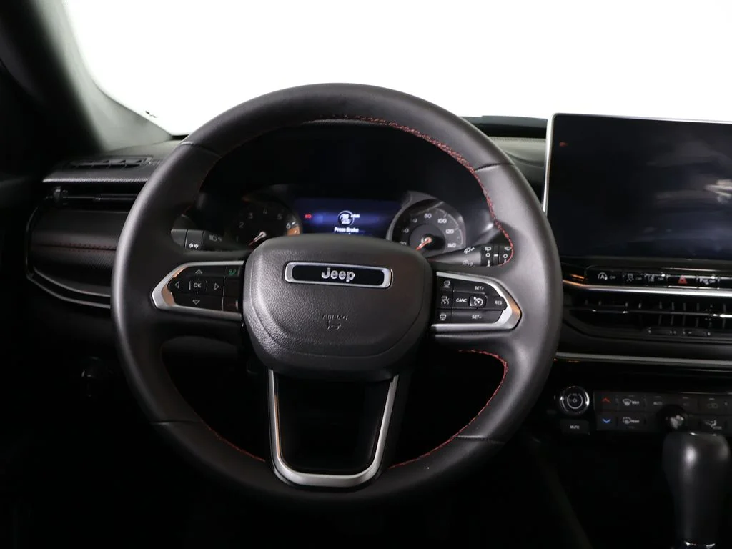Used 2025 Bright White Clearcoat Jeep Trailhawk image 37