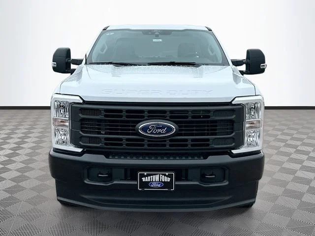 New 2026 Oxford White Ford XL image 2