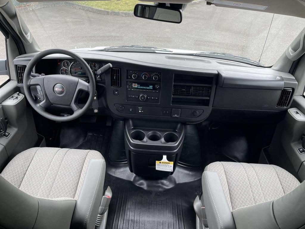 New 2026 Summit White GMC Work Van image 18