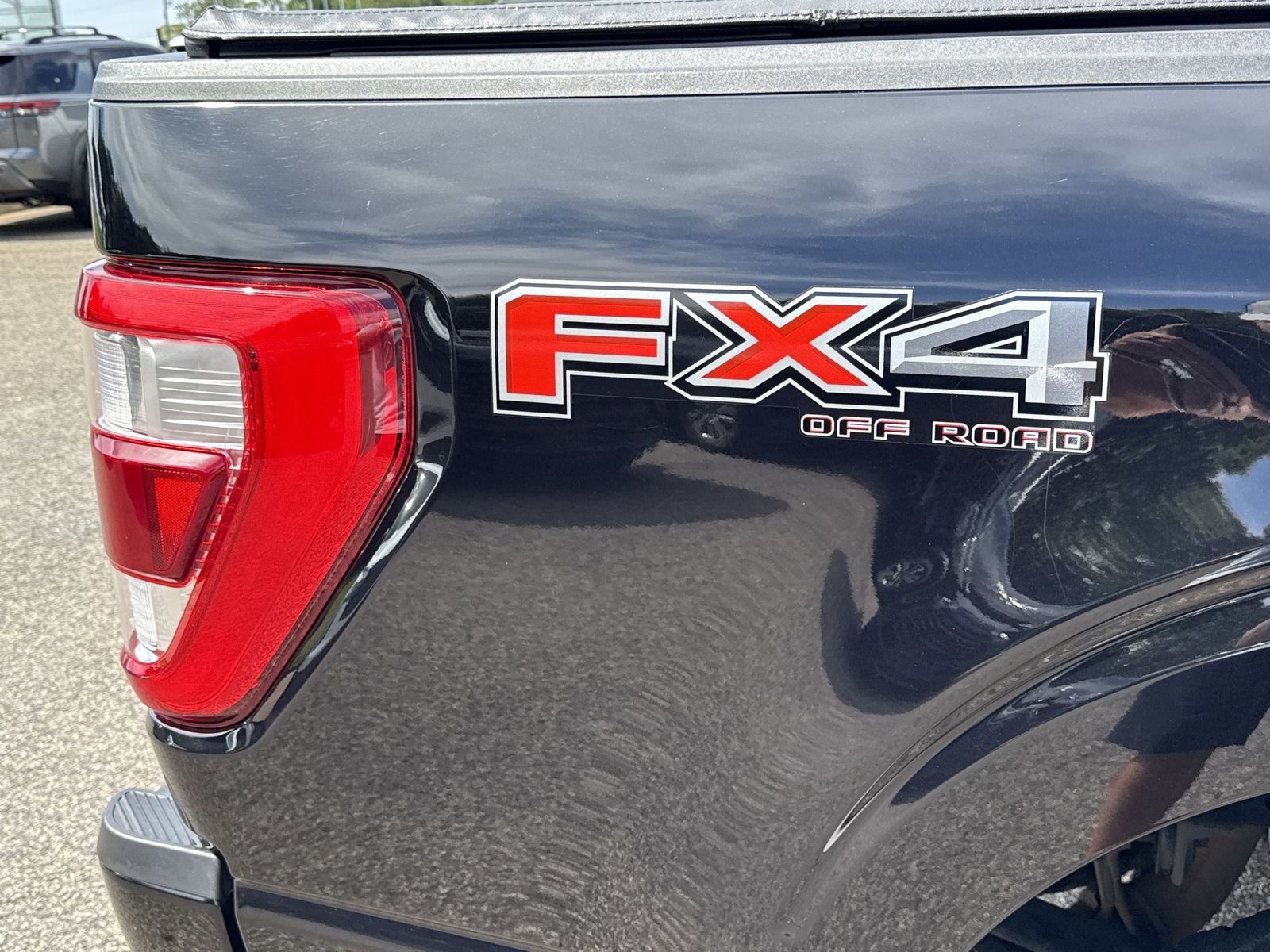 Used 2021 Black Ford Lariat image 23