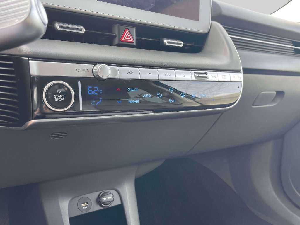 Certified Used 2024 Blue Hyundai SEL image 30