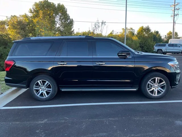 Used 2023 Black Metallic Ford Limited image 7